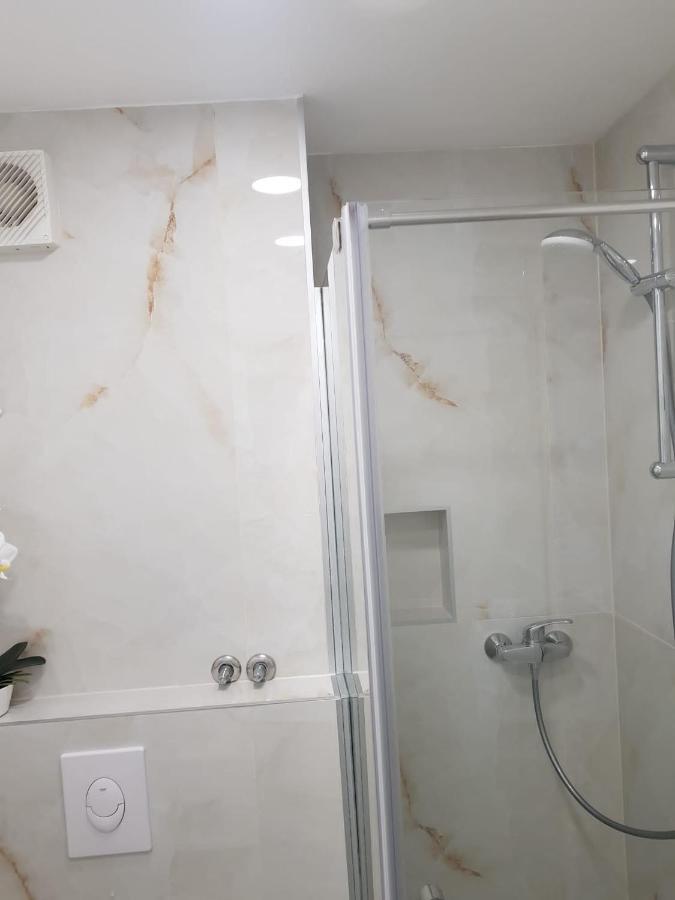 Apartment Miskovic マカルスカ エクステリア 写真