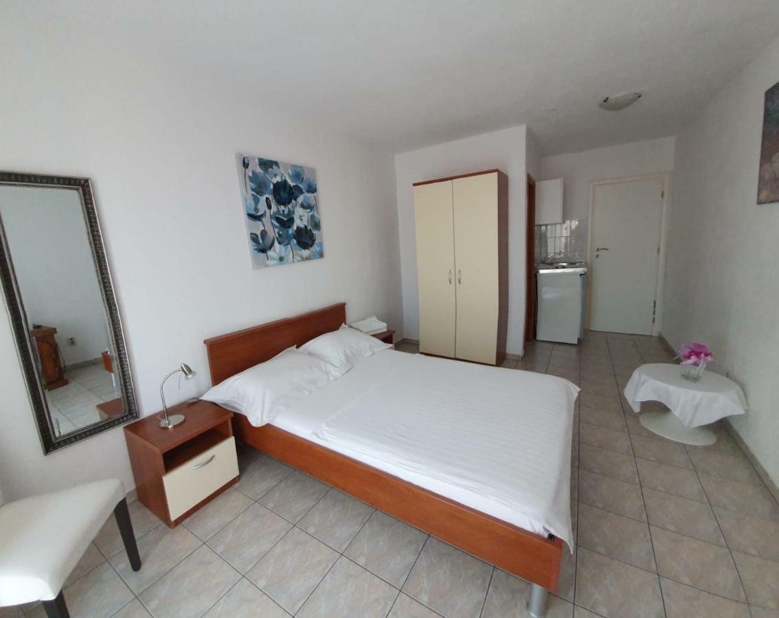 Apartment Miskovic マカルスカ エクステリア 写真